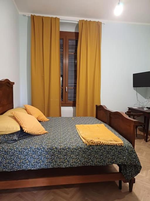 Casa Clara Apartment Cremona Ngoại thất bức ảnh